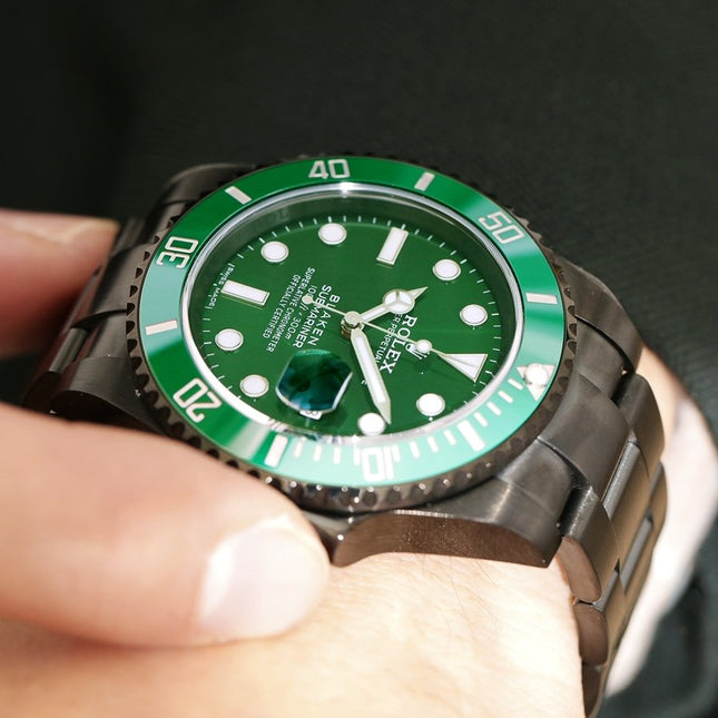 SUBMARINER 40MM CUSTOM ALL BLACK GREEN BEZEL