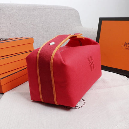 HM BRIDE-A-BRAC 21 RED CANVAS