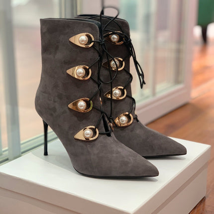 BALMAIN 26S BOOT 95 MM IN CHARCOAL GREY SUEDE PEARL BUTTON