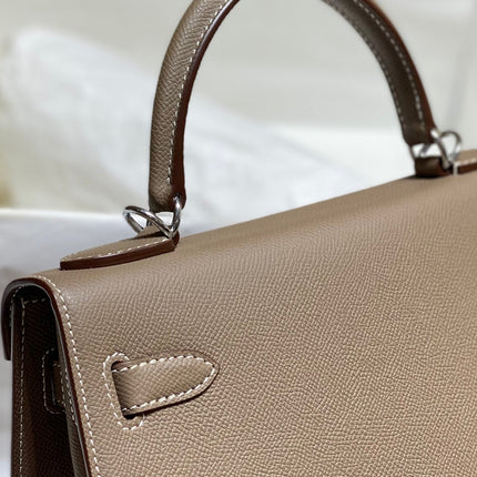 KELLY 28CM IN ETOUPE EPSOM CALFSKIN SILVER HARDWARE