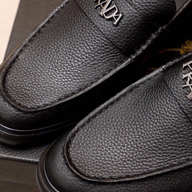 PRA LOAFER IN SIENNA BROWN GRAINED CALFSKIN