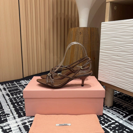 STRAP HIGH HEEL SANDALS IN CHOCOLATE SHINY LAMBSKIN