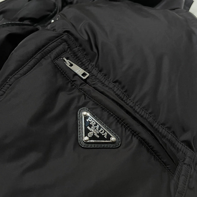 PRADA 25S SHORT DOWN JACKET 243