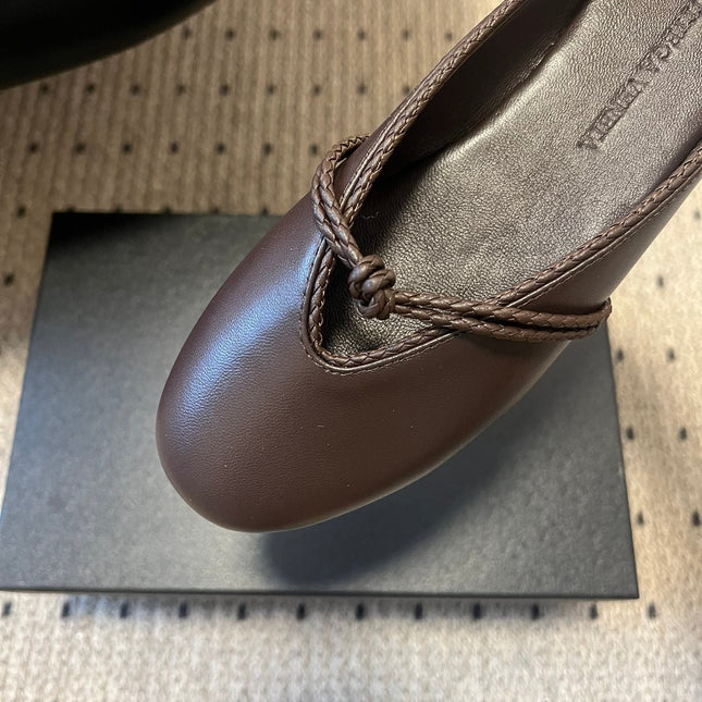 BOTTEGA VENETA 26S FLAT MULES IN DARK BROWN LAMBSKIN