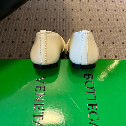 BOTTEGA VENETA 26S ESPADRILLE BALLET FLATS IN WHITE LAMBSKIN