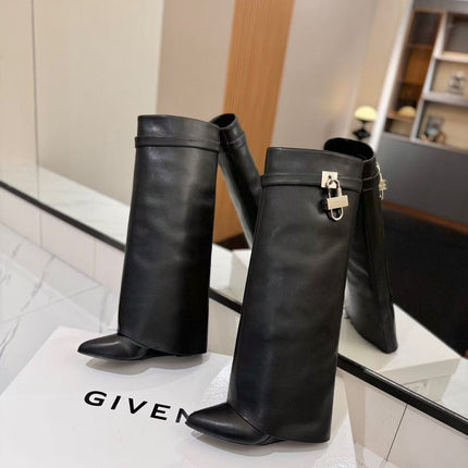 SHARK LOCK BOOTS IN BLACK CALFSKIN SHW