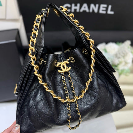 CC 25 HANDBAG IN BLACK 30 GRAINED CALFSKIN GOLD HARDWARE