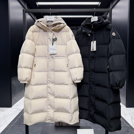 MONCLER LONG COAT 223256