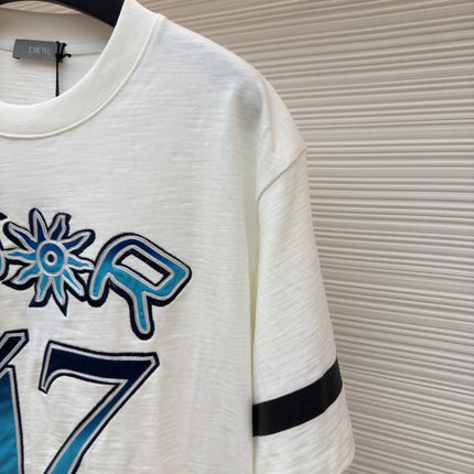 DIOR LEWIS HAMILTON T-SHIRT IN WHITE AND BLUE GRAPHIC LOGO