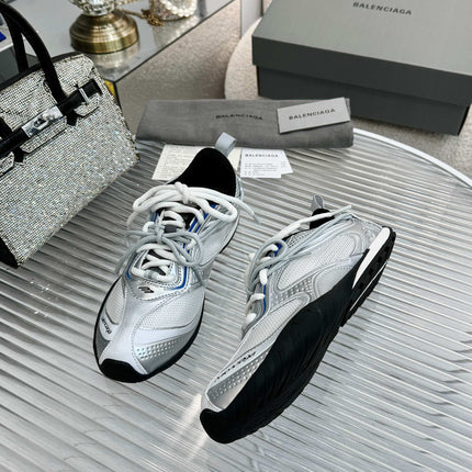 BALENCIAGA 26S RADAR GRADIENT LINES SNEAKER IN SILVER MELATIC
