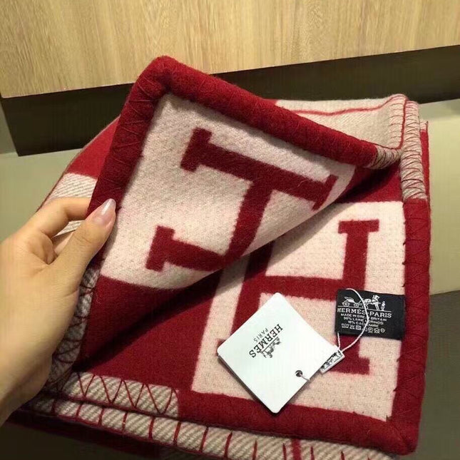 TIGRE BAYADERE BLANAVALON III THROW BLANKET IN RED CASHMERE 30826