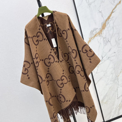 GG REVERSIBLE JUMBO CASHMERE CAPE IN BROWN