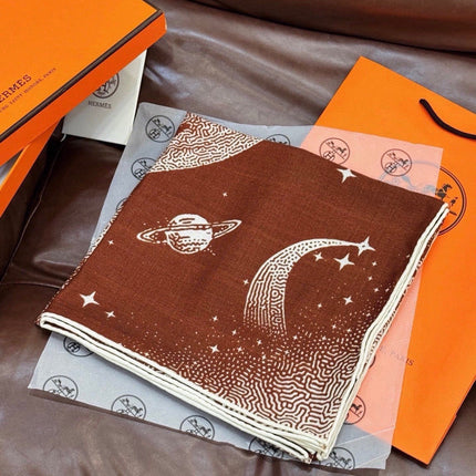 HERMES 26S PRINTED SQUARE SCARF 140 IN CASHMERE AND SILK 309361