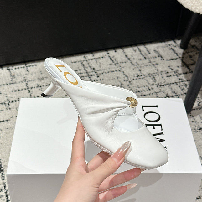 CHLOÉ 26S HIGH-HEELED MULES IN WHITE CALFSKIN