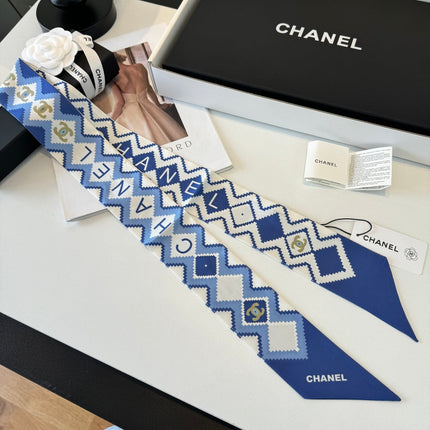 CHANEL 26S TWILLY SCARF 120 IN SILK 336648