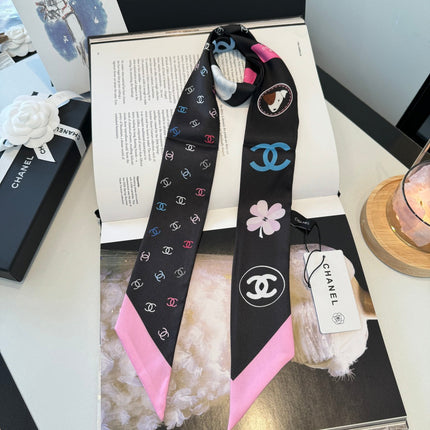CHANEL 26S TWILLY SCARF 120 IN SILK 351037