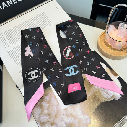CHANEL 26S TWILLY SCARF 120 IN SILK 351037