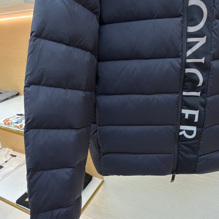 MONCLER 25S DOWN JACKET WITH DETACHABLE HOOD 251