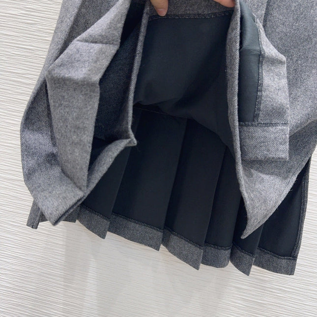 PRADA 25S LONG PLEATED SKIRT 212