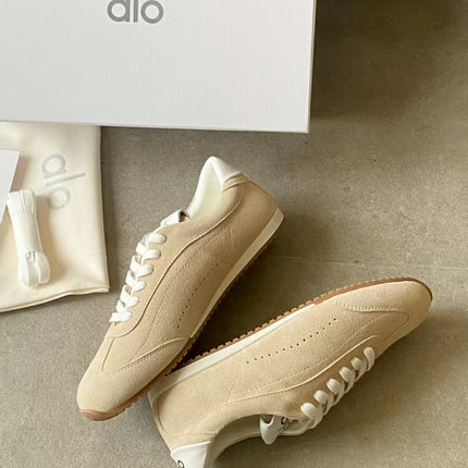 ALO 25S SUNSET SNEAKER IN BEIGE SUEDE