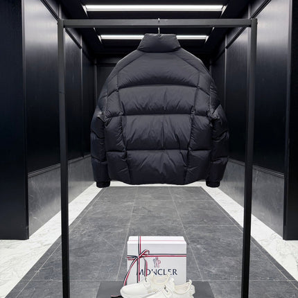 MONCLER 25S LUXURY DOWN JACKET 284