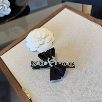 CHANEL 26S HAIR CLIP IN BLACK SATIN BOW 503046