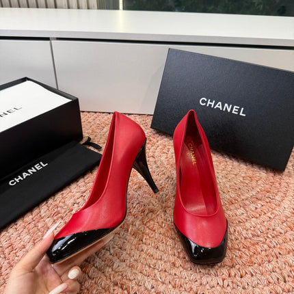 CHANEL 26S SQUARE TOE HIGH HEELS IN RED LAMBSKIN WITH BLACK TOE
