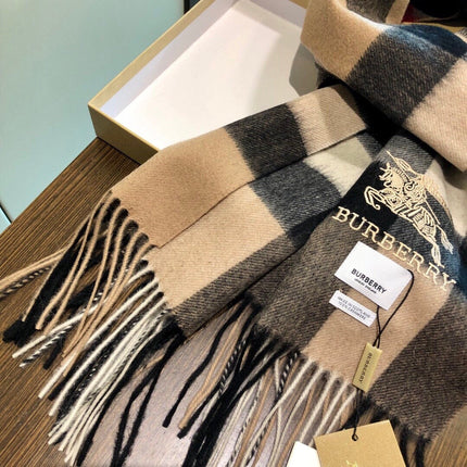 BURBERRY 26S SCARF 180CM IN CASHMERE 156981