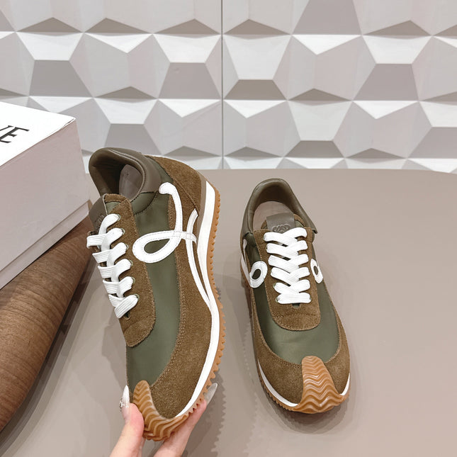 LOEWE 26S FLOW RUNNER SNEAKER IN DARK BROWN SUEDE AND CALFSKIN