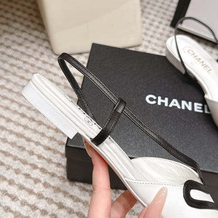 CHANEL 26S SLINGBACK FLATS IN WHITE CALFSKIN WITH BLACK TRIM