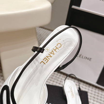 CHANEL 26S SLINGBACK FLATS IN WHITE CALFSKIN WITH BLACK TRIM