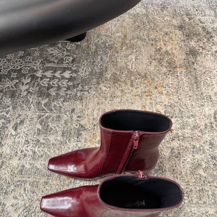 YSL 26S ANKLE BOOTS 70 MM IN DARK RED SHINY CALFSKIN