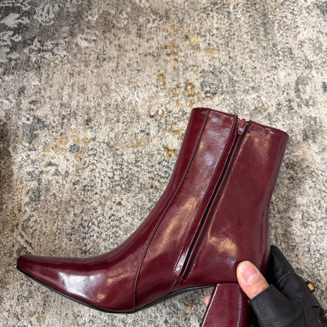 YSL 26S ANKLE BOOTS 70 MM IN DARK RED SHINY CALFSKIN