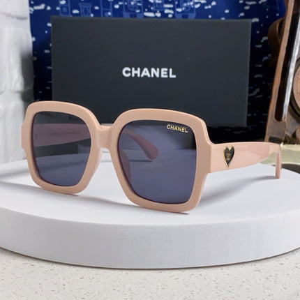 CHANEL 26S FACETED LENSES IN ACETATE 404751