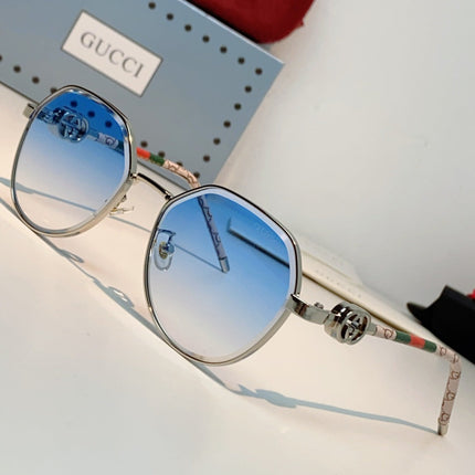 GUCCI 26S POLYGONAL FRAME IN METAL 426441