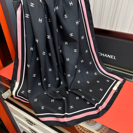 CHANEL 26S SCARF 90 IN SILK 509526
