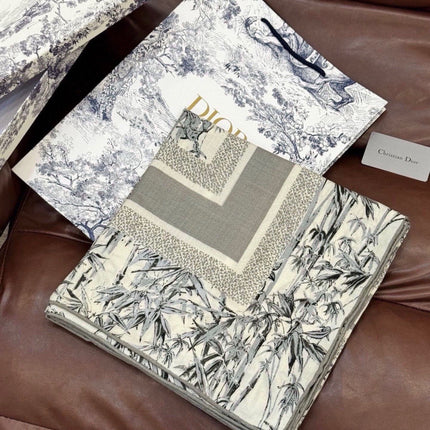 DIOR 26S SCARF 140CM IN CASHMERE SILK 304677