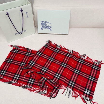 BURBERRY 26S SCARF 155CM IN CASHMERE 309948