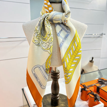 HERMES 26S PRINTED SQUARE SCARF 88 IN SILK 309938