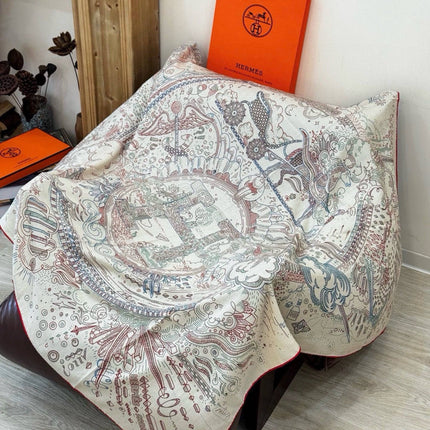 HERMES 26S PRINTED SQUARE  SCARF 135 IN SILK 311977
