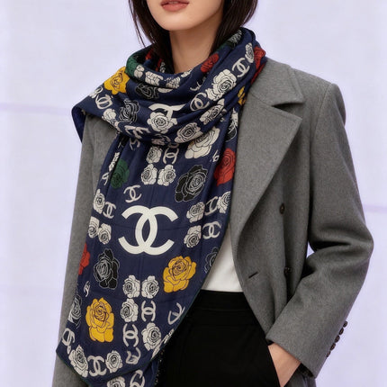 CHANEL 26S SCARF 140 IN SILK AND CASHMERE 313321