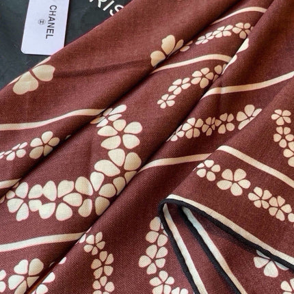 CHANEL 26S SCARF 140 IN SILK AND CASHMERE 509443
