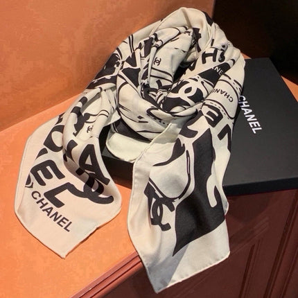 CHANEL 26S SCARF 140 IN SILK AND CASHMERE 509446