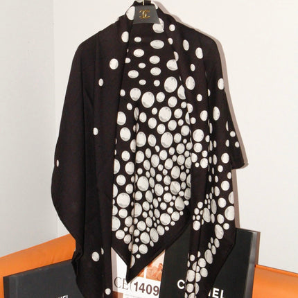 CHANEL 26S SCARF 140 IN SILK AND CASHMERE 509504
