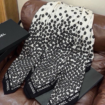 CHANEL 26S SCARF 135 IN SILK AND CASHMERE 510971