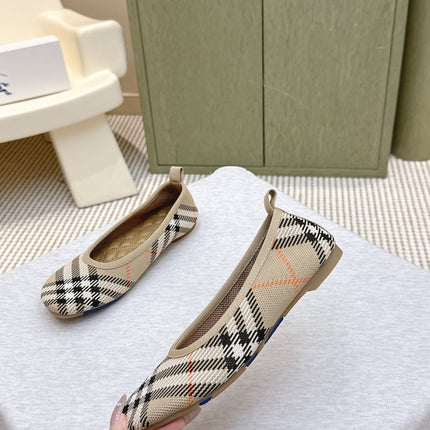 BURBERRY 26S BALLET FLATS IN BEIGE AND BLACK KNIT STYLE 1
