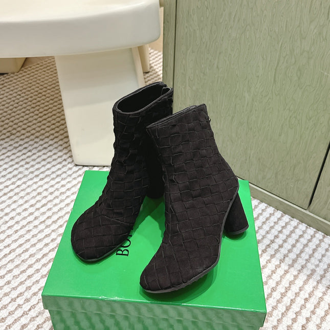 BOTTEGA VENETA 26S INTRECCIATO BOOTS 70 MM IN BLACK SUEDE