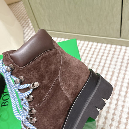 BOTTEGA VENETA 26S LUG ANKLE BOOTS IN DARK BROWN SUEDE