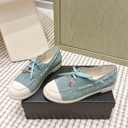 CHANEL 25S MOCCASINS IN LIGHT BLUISH-GRAY AND LIGHT GREY SUEDE