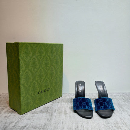GUCCI 26S MULE SANDALS 110MM IN ROYAL BLUE VELVET GG EMBOSSED